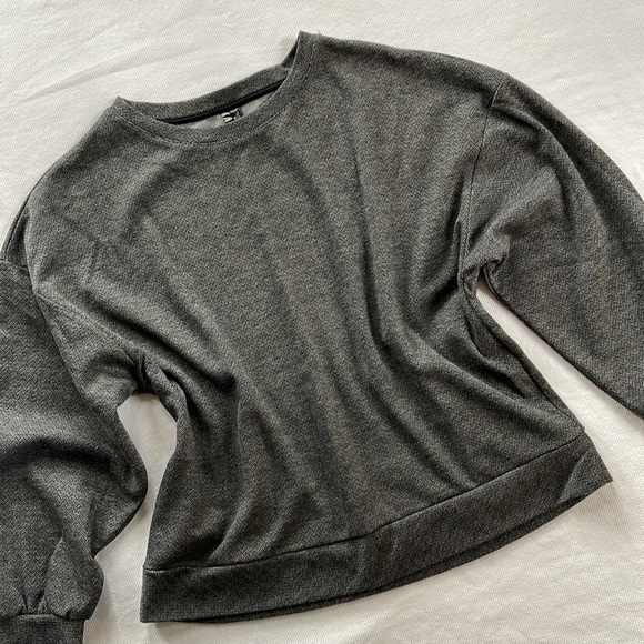 🍀3/50 MEG & MARGOT Oversized Boxy Sweatshirt (M) - Picture 7 of 13